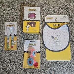 Peanuts Baby Feeding Set with Bib and Pacifier